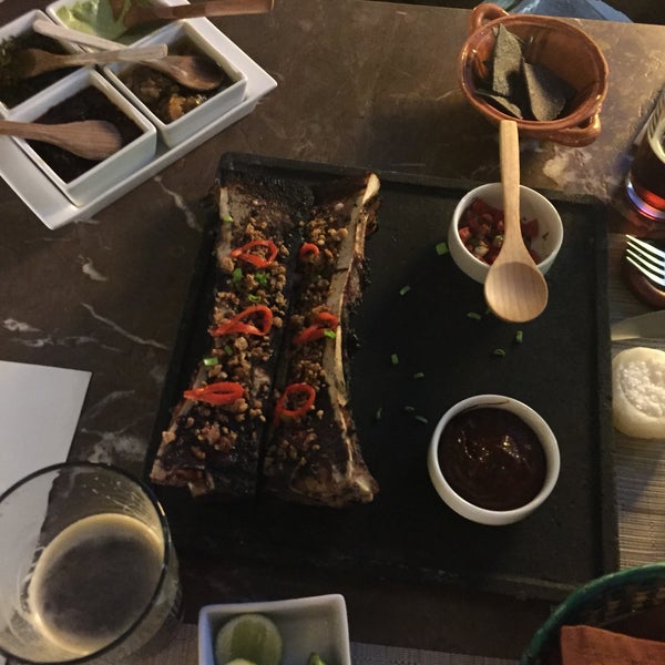 Photo taken at Carnívoro, Asador Orgánico Mexicano by Laura R. on 3/29/2018