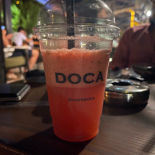 Photo taken at DOCA - Department of Coffee &amp; Art by 👑 ⒶⓁⒾ . on 8/30/2022