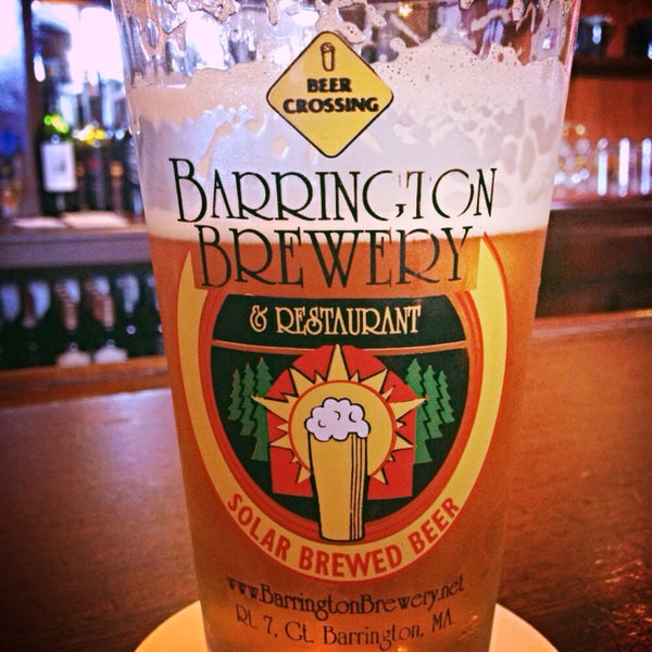 Photo taken at Barrington Brewery &amp; Restaurant by Emilie T. on 5/26/2015
