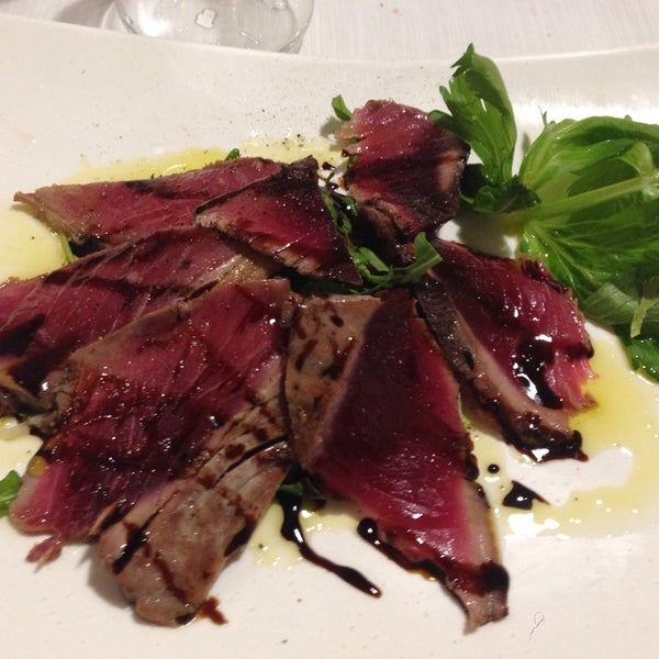 Is Arenas Seafood Restaurant In Trieste