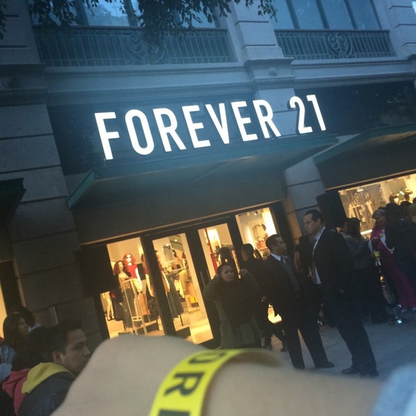 Forever 21 Clothing Store in Downtown