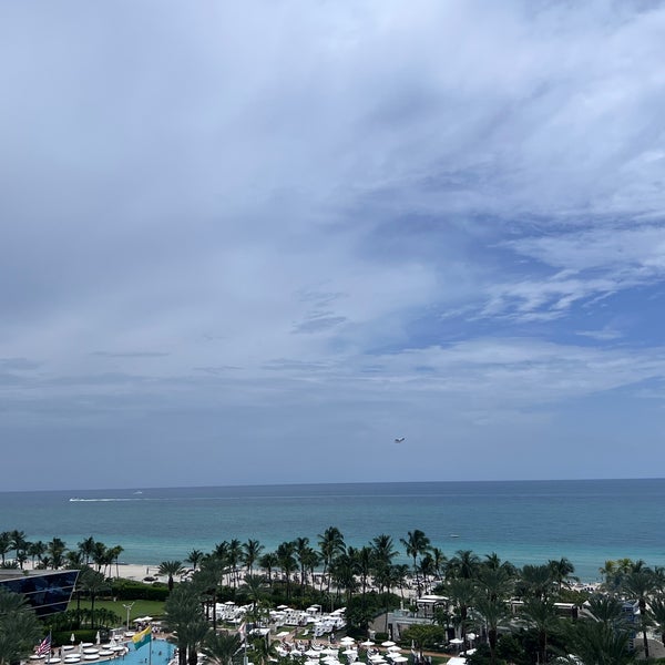 8/18/2023 tarihinde Lamziyaretçi tarafından Fontainebleau Miami Beach'de çekilen fotoğraf