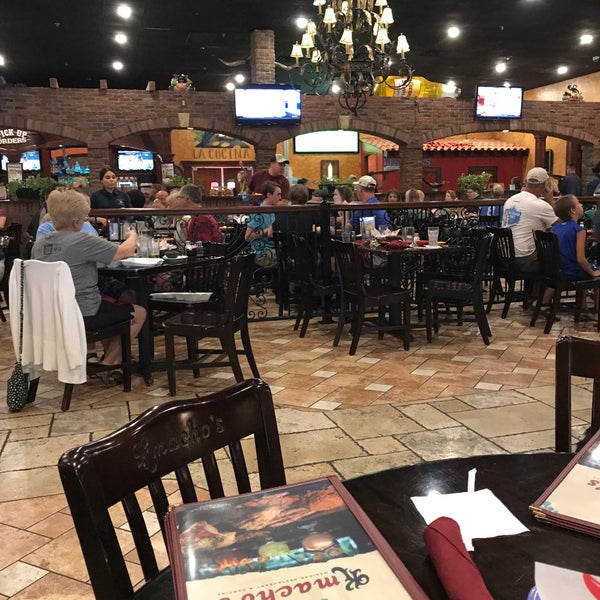 Foto scattata a K-Macho&#39;s Mexican Grill and Cantina da Cindy R. il 8/26/2017