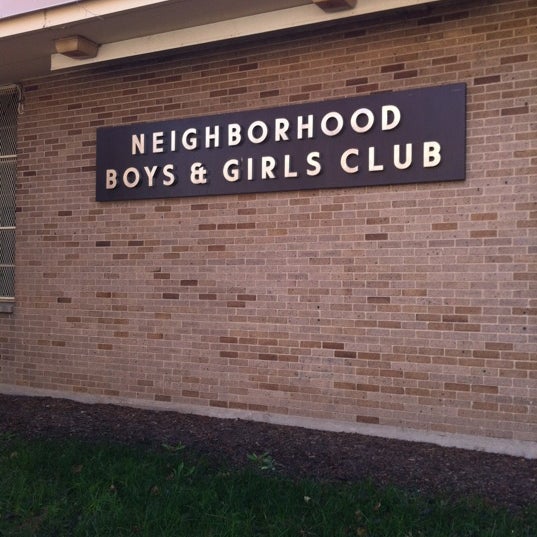 Группа the birthday party. Neighborhood boys. Группа the neighbourhood. Гран торино сцена с неграми. Neighborhood boys.