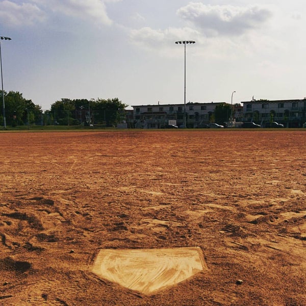 Stade Hebert SaintLéonard 1 tip
