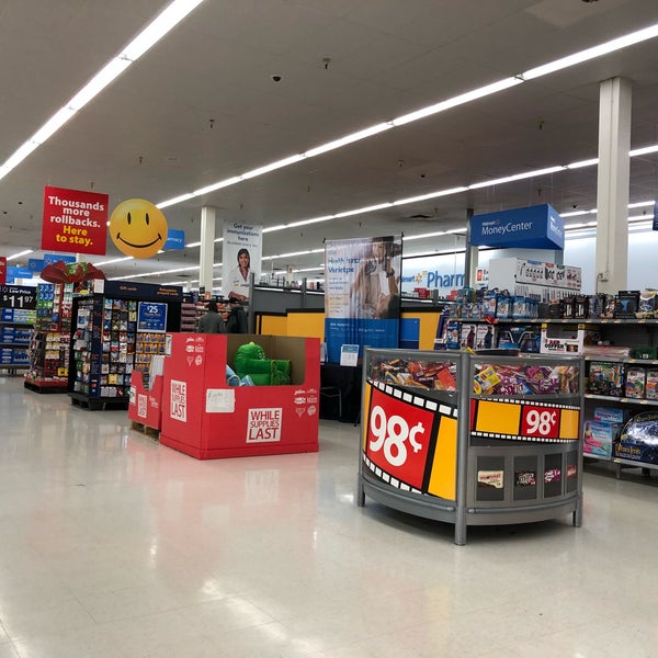 Walmart Supercenter - Big Box Store