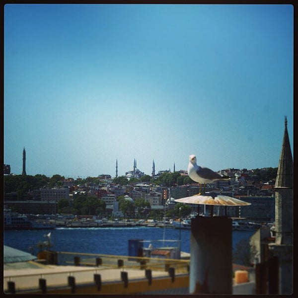 6/23/2013にEfe O.がThe Haze Karaköyで撮った写真