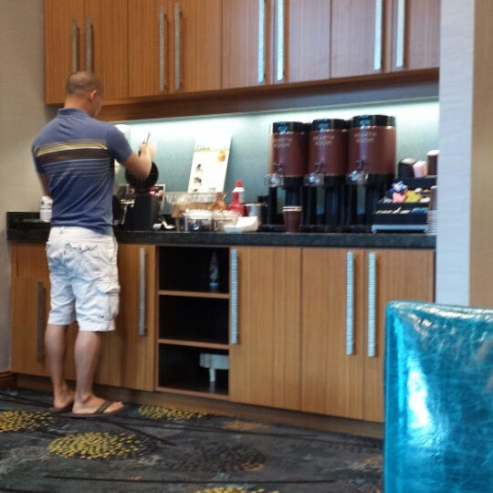 Foto tomada en Residence Inn by Marriott Tempe Downtown/University  por Steve D. el 3/24/2014