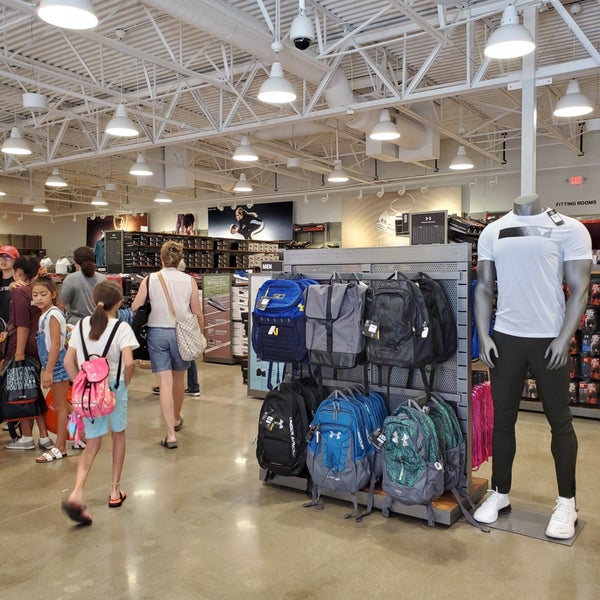 Under Armour - Clothing Store in Round Rock
