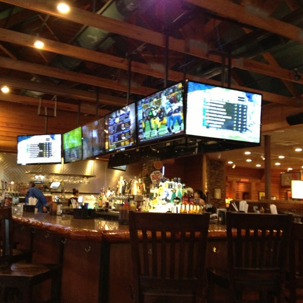 Smokey Bones Bar & Fire Grill 2693 Gulf To Bay Blvd