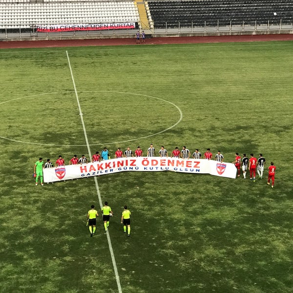 Foto tomada en Manisa 19 Mayıs Stadyumu  por Serdar K. el 9/22/2018