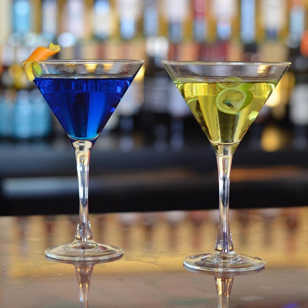 Снимок сделан в Sydney&#39;s Martini and Wine Bar пользователем Sydney&#39;s Martini and Wine Bar 6/10/2014