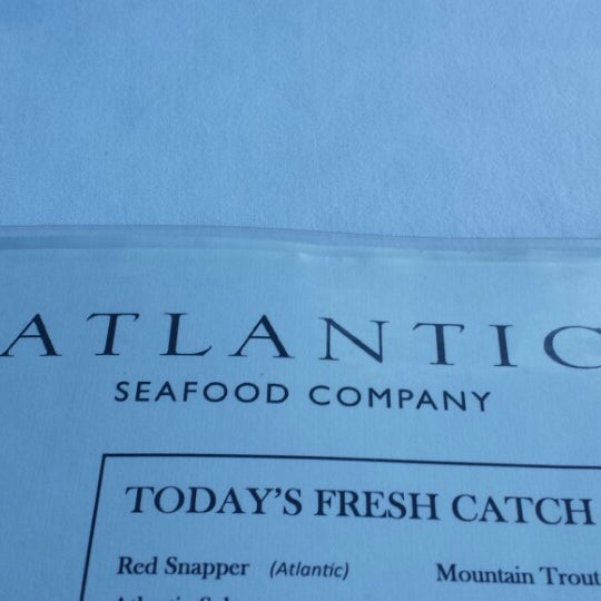 Foto scattata a Atlantic Seafood Co. da Rogernette H. il 6/29/2014