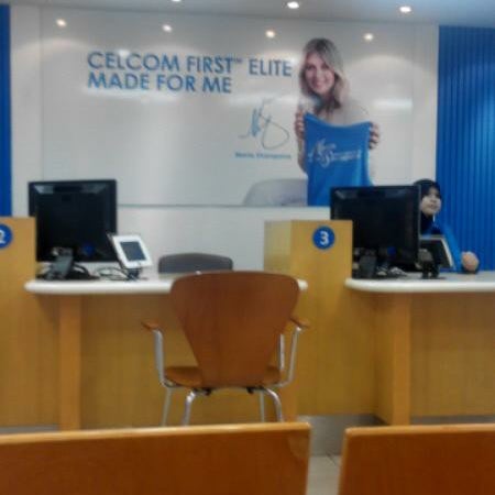 Blue Cube Celcom Centre Teluk Intan - 1 tip from 39 visitors