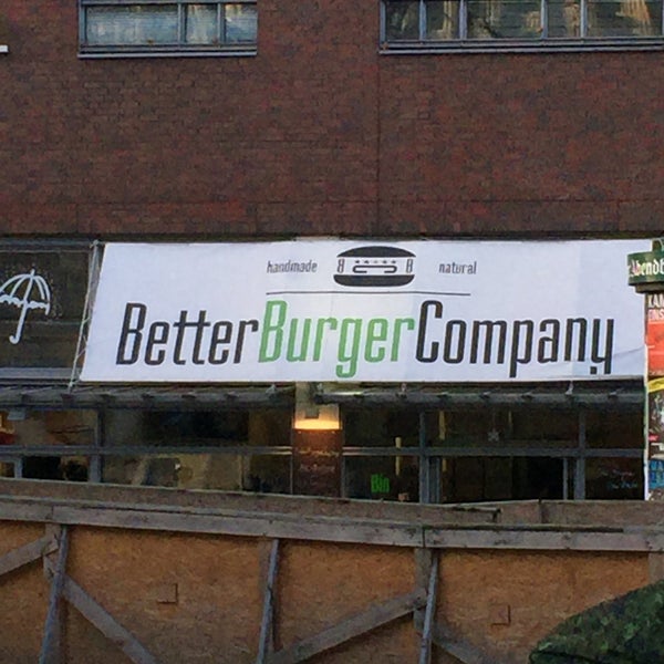 11/13/2015에 Bastian님이 Better Burger Company에서 찍은 사진
