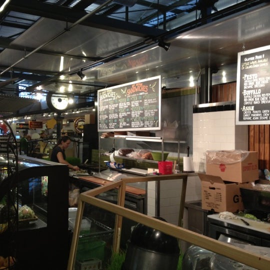 11/5/2012 tarihinde Jabril F.ziyaretçi tarafından The Green Kitchen'de çekilen fotoğraf