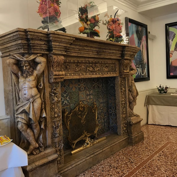 4/2/2017 tarihinde Jo  G.ziyaretçi tarafından Byblos Art Hotel Villa Amista'de çekilen fotoğraf