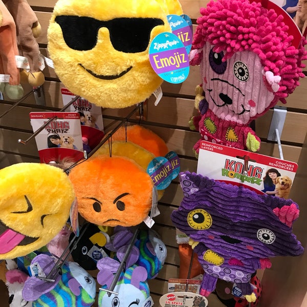 Vinny's Pet Shop Pet Store in Bay Ridge