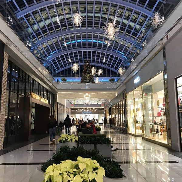 Roosevelt Field Centre commercial a Garden City