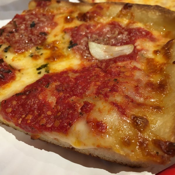 Rosa's Pizza 5526 69th St