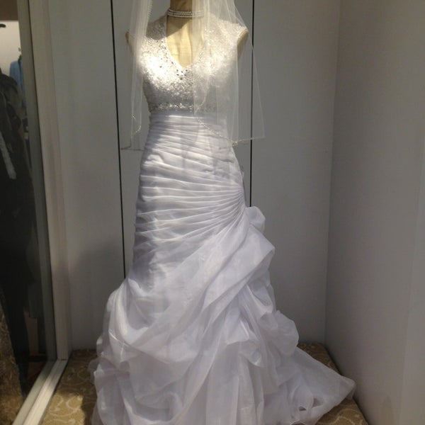 macy's bridal salon by demetrios