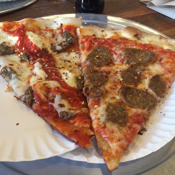 Photo taken at Wiseguy NY Pizza by Matt F. on 3/3/2017