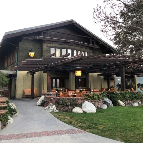 Photo taken at The Lodge at Torrey Pines by David Y. on 9/29/2019