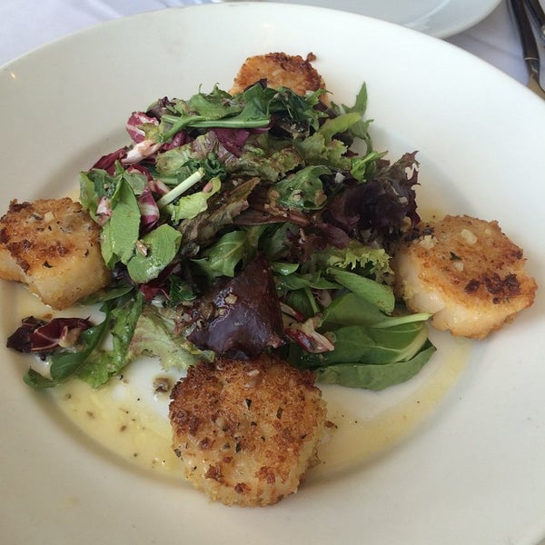 Photos at Palmeri Brentwood 11650 San Vicente Blvd