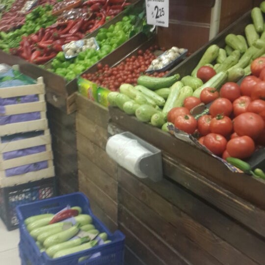 6/12/2014에 💋💋🎀 Ebru C.님이 Tadında Market에서 찍은 사진