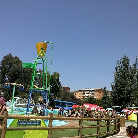 รูปภาพถ่ายที่ Parque Acuático Aviva โดย Christopher เมื่อ 2/12/2012