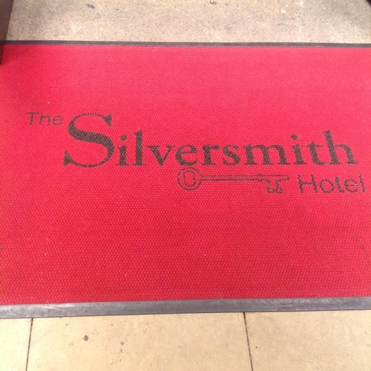 Photo taken at Silversmith Hotel Chicago Downtown by KissKiss E. on 7/15/2012