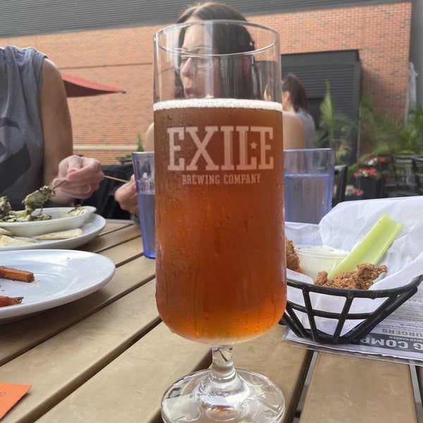 Foto tirada no(a) Exile Brewing Co. por Marty em 6/11/2022