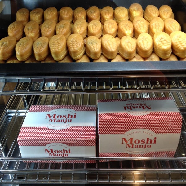 Photos at Moshi Manju (Freshly Baked Korean Cake) Mandaluyong