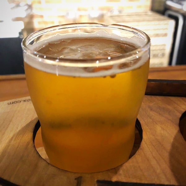 Photo taken at Lonerider Brewing Company by Kurt G. on 8/7/2018