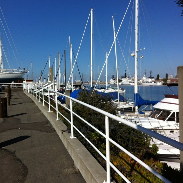 Alameda Marina  East End  1815 Clement Ave