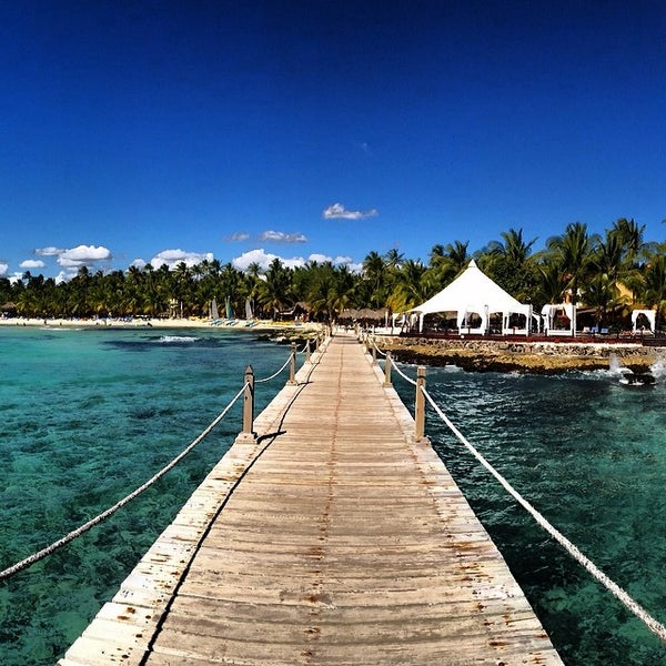 Photo taken at Viva Wyndham Dominicus Palace by Fabio L. on 2/23/2014