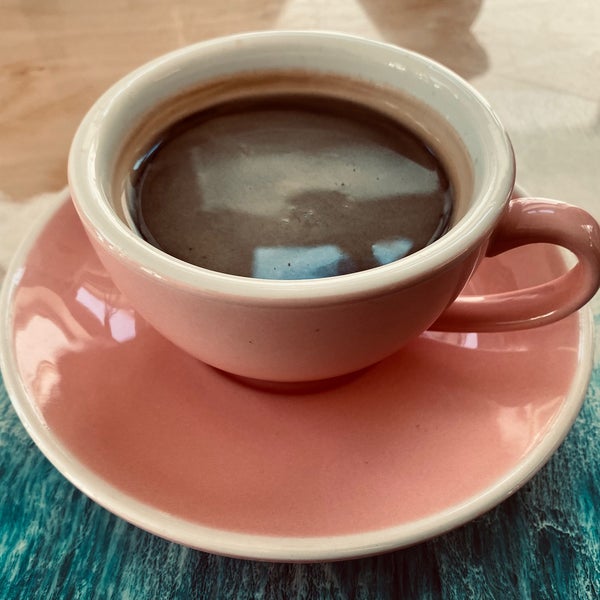Excellent coffee. Simple Americano done very well. Lovely relaxed setting. Always pleasant to visit here 🥰