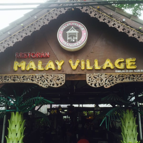 12/26/2016에 bella n.님이 Malay Village Restaurant에서 찍은 사진