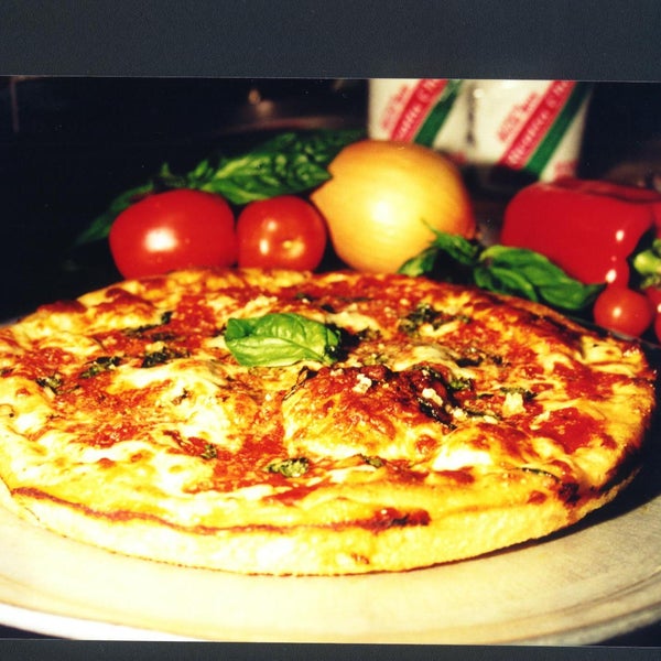 Photo taken at Francesco&#39;s Restaurant &amp; Pizza by Francesco&#39;s Restaurant &amp; Pizza on 6/13/2014