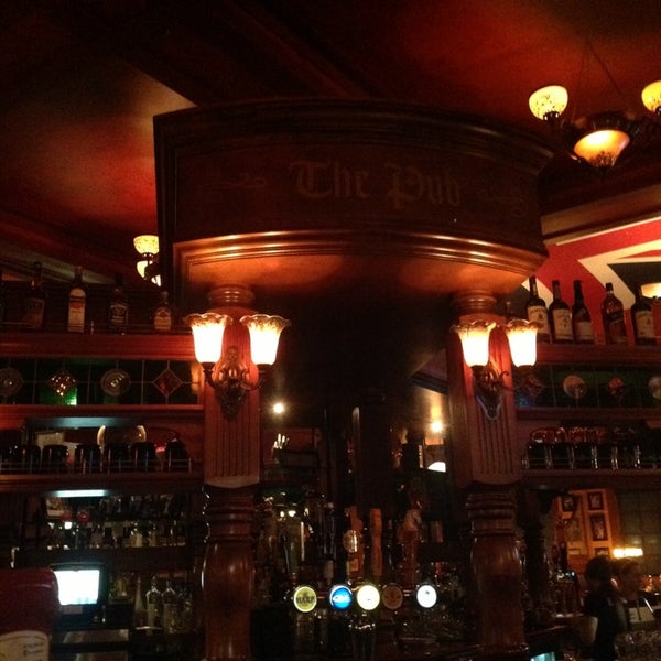 Foto tomada en The Pub Lexington  por Miles D. el 2/22/2013