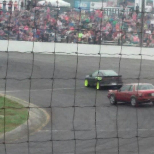 Foto tomada en Seekonk Speedway  por Jack M. el 8/3/2014