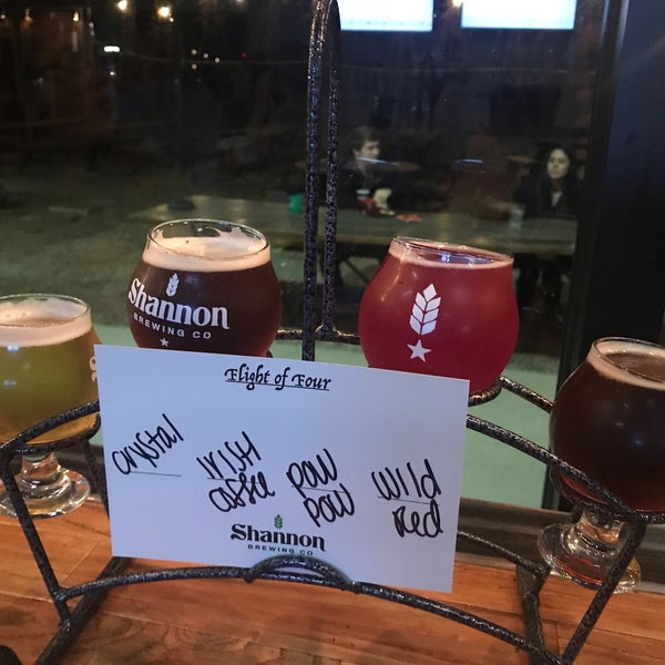 รูปภาพถ่ายที่ Shannon Brewing Company โดย Tom H. เมื่อ 12/20/2018