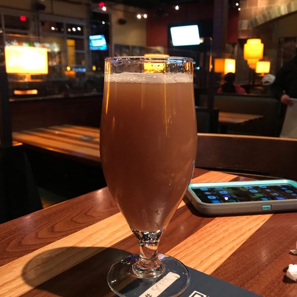 Photo taken at BJ&#39;s Restaurant &amp; Brewhouse by Tom H. on 4/11/2021