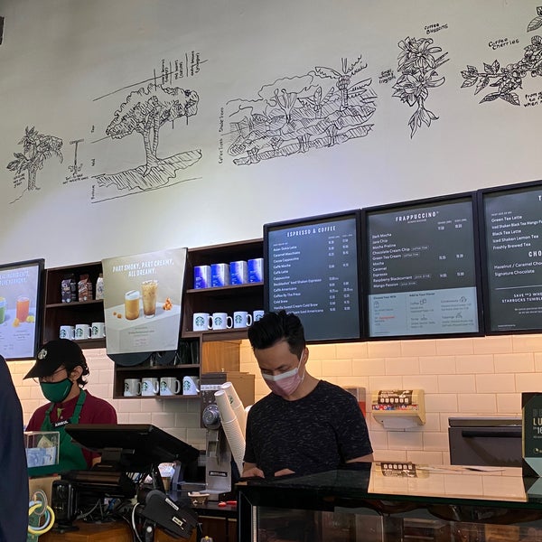 Starbucks Coffee Shop In Subang Jaya