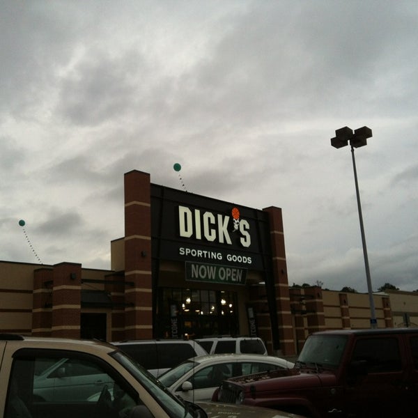 DICK'S Sporting Goods Sporting Goods Retail in Tallahassee