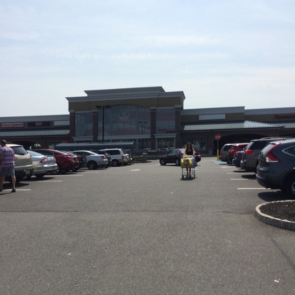 ShopRite of Hamilton Square 8 tips from 1095 visitors