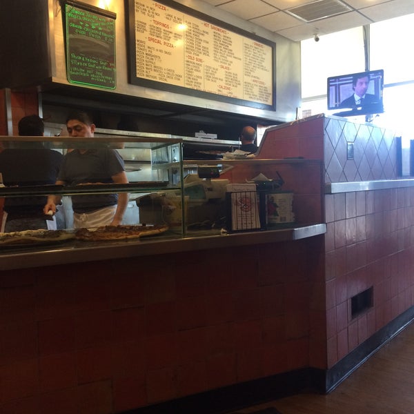 Brothers Pizza on Whitehorse Pizzeria in Hamilton