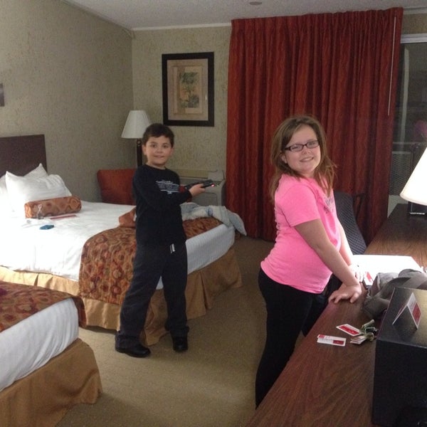 11/23/2013にBob C.がOasis Hotel &amp; Convention Centerで撮った写真