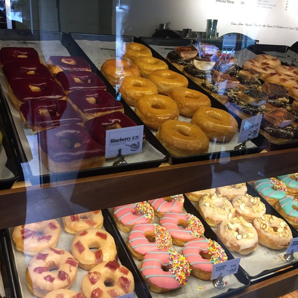 Photo taken at Jolly Molly Donuts by EmiLy C. on 8/16/2017