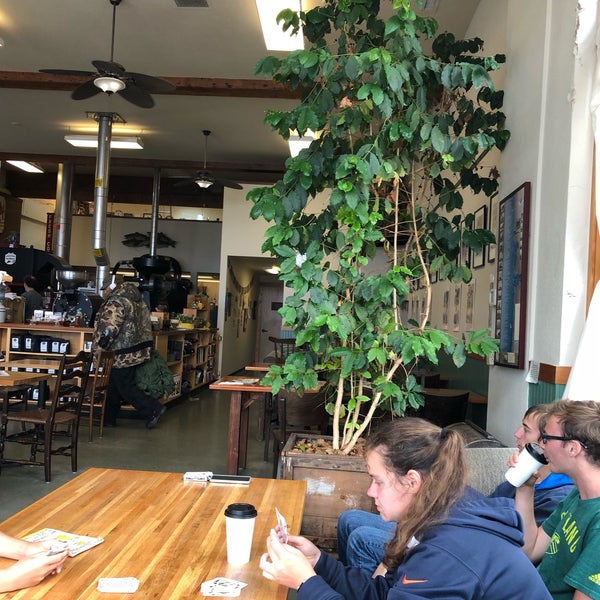 Das Foto wurde bei Columbia River Coffee Roaster von Chris T. am 8/1/2018 aufgenommen